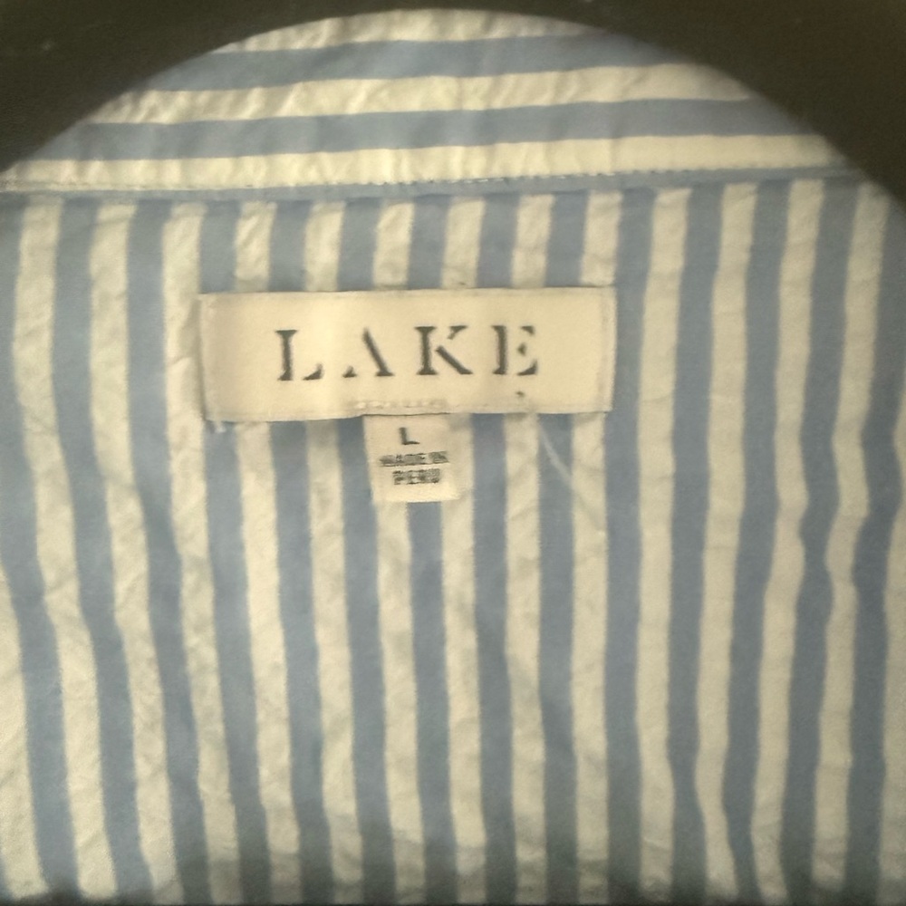 Lake button down shirt Georgie Pocket in Salt Spray Seersucker - Picture 3 of 4